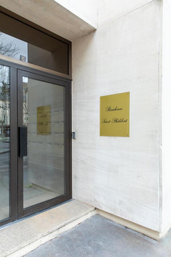 Suite Romanee 6 Personnes Vue Cathedrale 2 Places De Parking Dijon Ngoại thất bức ảnh